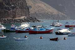 Vueltas - Fischerboote im Hafen