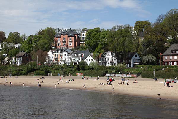 Hamburg - Elbstrand und Villen an der Elbe