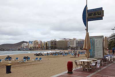 Gran Canaria - Playa Las Canteras im Stadtteil Santa Catalina von Las Palmas de Gran Canaria