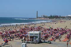 Hochbetrieb am Strand - Gran Canaria