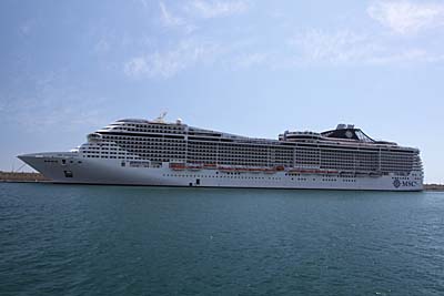 MSC Fantasia im Hafen Santa Cruz de Tenerife / Teneriffa