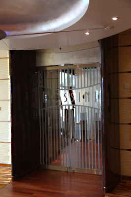 Eingang zum Restaurant Rossini - Deck 12