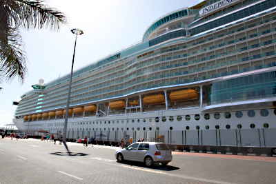 Independence of the Seas im Hafen von Las Palmas - Gran Canaria