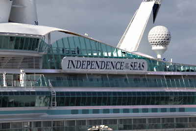 Independence of the Seas im Hafen von Las Palmas - Gran Canaria