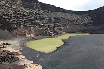 Lanzarote - Kratersee Lago Verde bei El Golfo