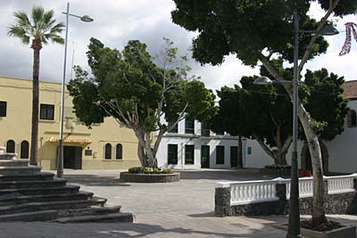 Plaza in Adeje / Tenerife