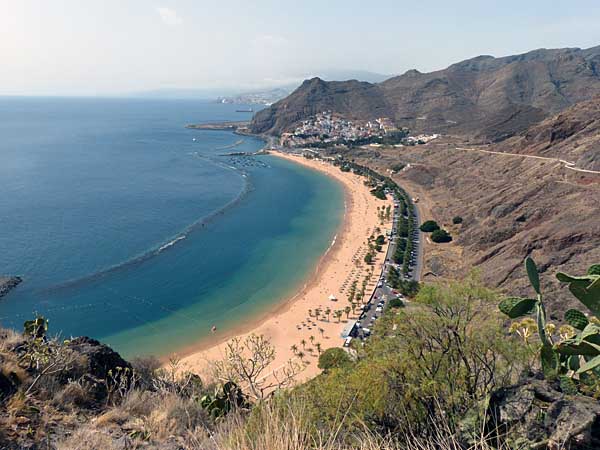 Blick auf die Playa de las Teresitas