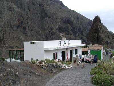 Fidels Bar am Eingang der Mascaschlucht